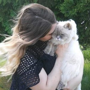 Meet your Posher, Leah